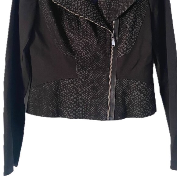 Elie Tahari Python Pattern Vegan Suede Cropped Moto Jacket Women Sz M EUC - Picture 9 of 12